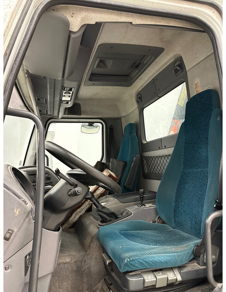 Dropside/ Flatbed truck, Crane truck DAF LF55.210: picture 10