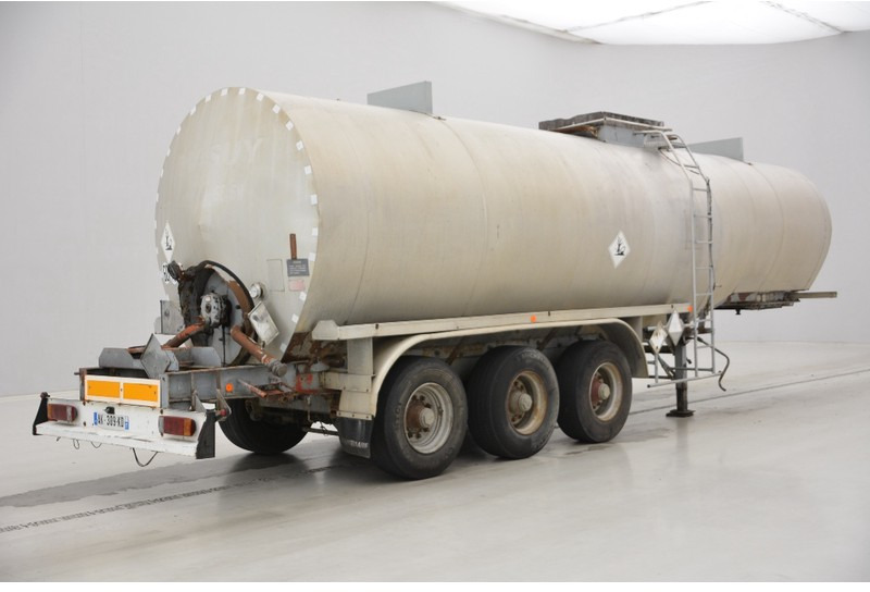 Fruehauf Bitumen tank trailer - Tank semi-trailer: picture 3 Fruehauf Bitumen tank trailer - Tank semi-trailer: picture 3