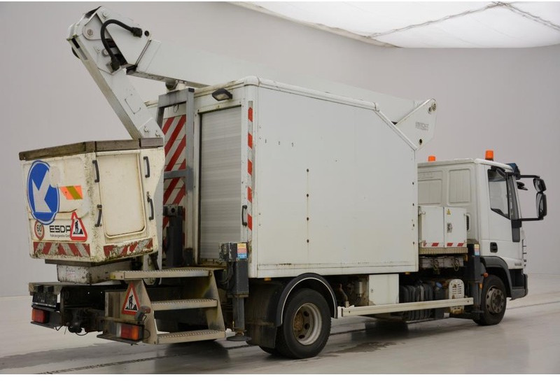 Iveco Eurocargo 120E18 - Truck mounted aerial platform: picture 5 Iveco Eurocargo 120E18 - Truck mounted aerial platform: picture 5