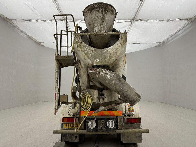 MAN 33.364 - 6x4 - Concrete mixer truck: picture 5 MAN 33.364 - 6x4 - Concrete mixer truck: picture 5