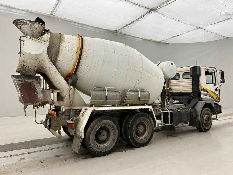 MAN 33.364 - 6x4 - Concrete mixer truck: picture 4 MAN 33.364 - 6x4 - Concrete mixer truck: picture 4