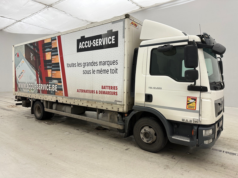 MAN TGL 12.220 - Box truck: picture 3 MAN TGL 12.220 - Box truck: picture 3