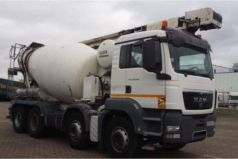 MAN TGS 32.400 - 8x4 - Concrete mixer truck: picture 3 MAN TGS 32.400 - 8x4 - Concrete mixer truck: picture 3