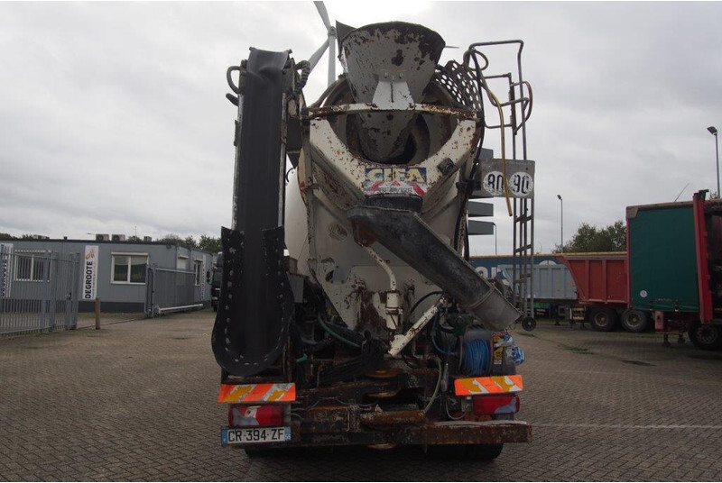 MAN TGS 32.400 - 8x4 - Concrete mixer truck: picture 5 MAN TGS 32.400 - 8x4 - Concrete mixer truck: picture 5