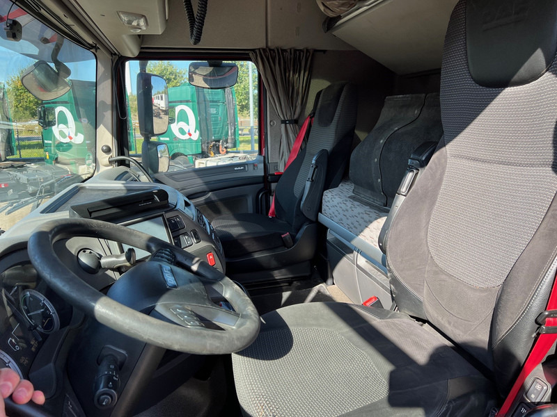 Tractor unit DAF XF106.440 Space Cab: picture 7