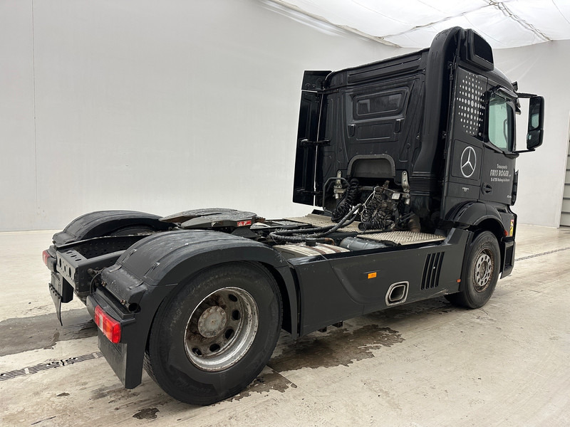 Mercedes-Benz Actros 1945 - Tractor unit: picture 5 Mercedes-Benz Actros 1945 - Tractor unit: picture 5