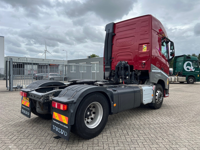 Volvo FH13.420 Globetrotter - ADR - Tractor unit: picture 4 Volvo FH13.420 Globetrotter - ADR - Tractor unit: picture 4