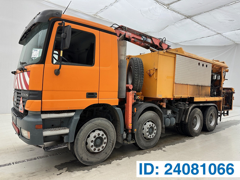 Mercedes-Benz Actros 3235 - 8x4 - Truck, Crane truck: picture 1 Mercedes-Benz Actros 3235 - 8x4 - Truck, Crane truck: picture 1