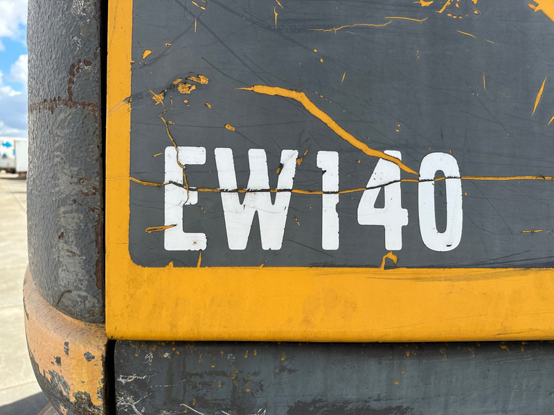 Wheel excavator Volvo EW140: picture 12