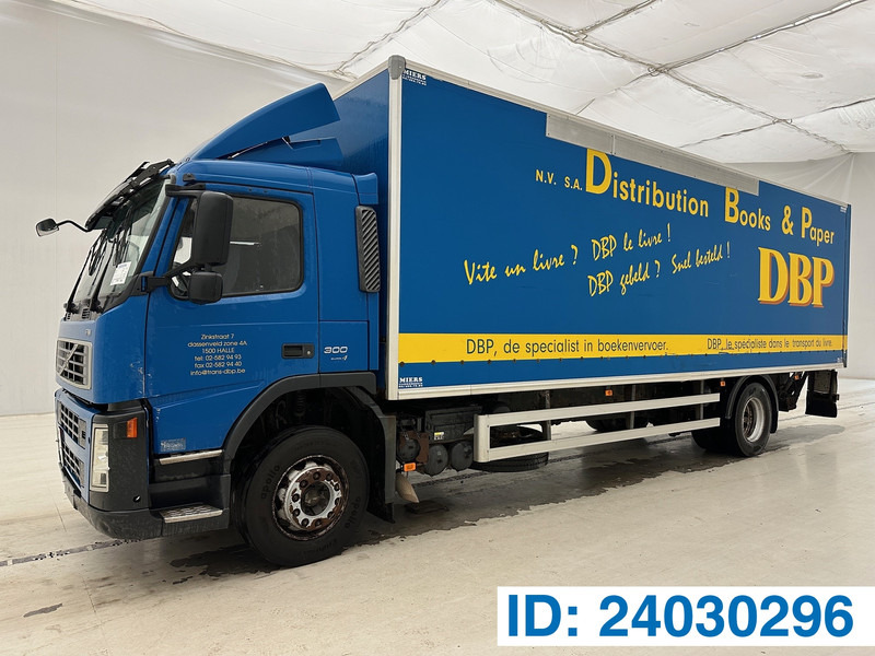 Volvo FM 300 - Box truck: picture 1 Volvo FM 300 - Box truck: picture 1