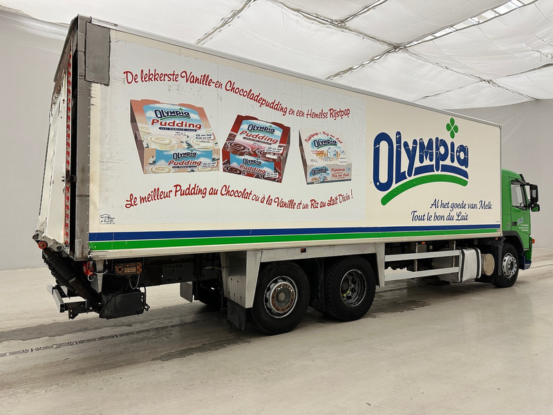 Volvo FM9.300 - 6x2 - Refrigerator truck: picture 5 Volvo FM9.300 - 6x2 - Refrigerator truck: picture 5