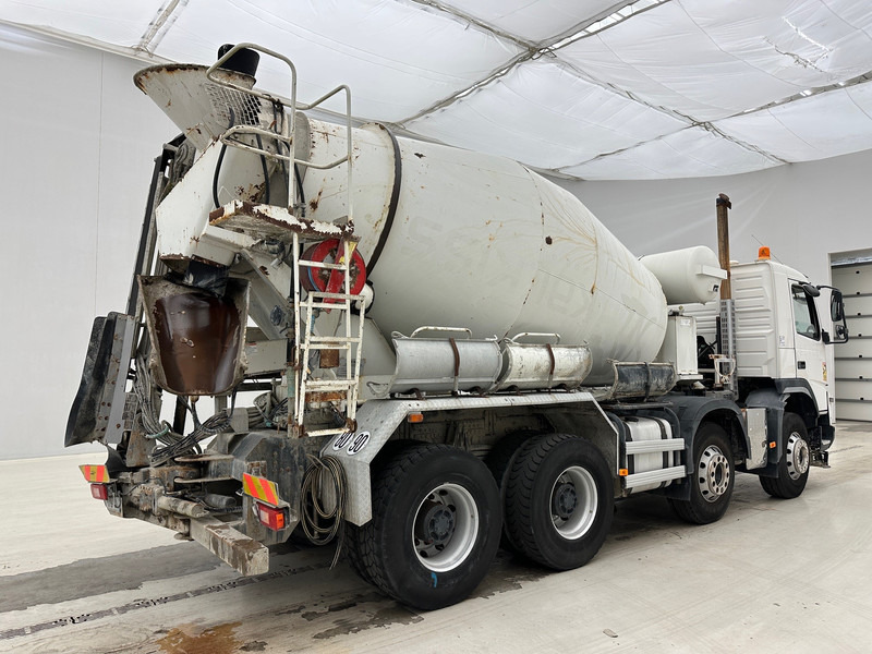 Volvo FMX 410 - 8x4 - Concrete mixer truck: picture 5 Volvo FMX 410 - 8x4 - Concrete mixer truck: picture 5