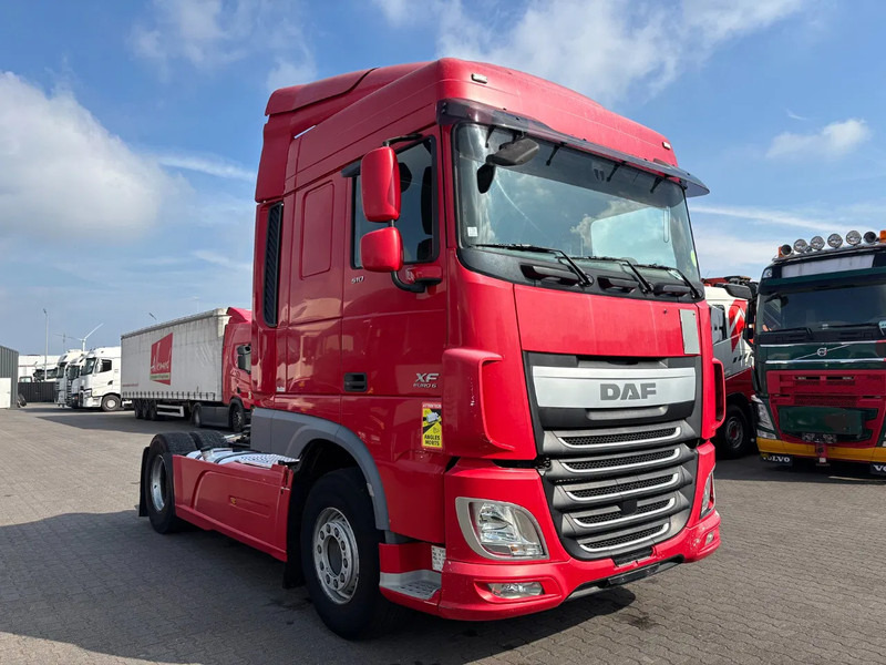 DAF XF 510 Spacecab Retarder Euro 6 - Tractor unit: picture 2 DAF XF 510 Spacecab Retarder Euro 6 - Tractor unit: picture 2