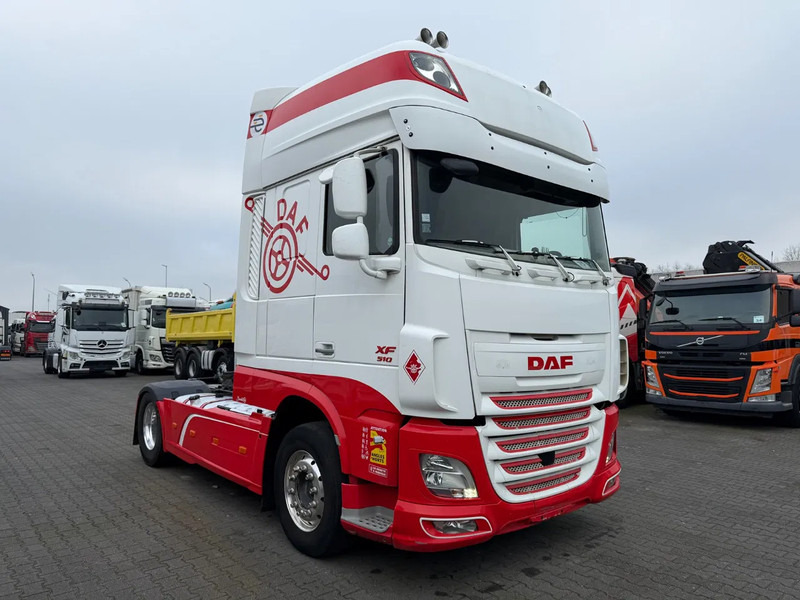 DAF XF 510 Super Spacecab Euro 6 Retarder - Tractor unit: picture 2 DAF XF 510 Super Spacecab Euro 6 Retarder - Tractor unit: picture 2