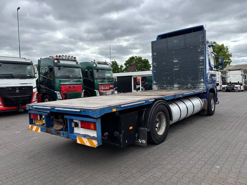 Volvo FH 380 Globetrotter Manual Gearbox - Cab chassis truck: picture 4 Volvo FH 380 Globetrotter Manual Gearbox - Cab chassis truck: picture 4