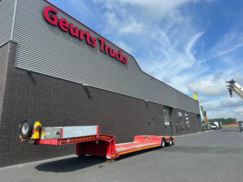 Faymonville MEGAMAX F-S42-1ACA 2 ASSEN DIEPLADER / TIEFLADER / LOW LOADER - Low loader semi-trailer: picture 2 Faymonville MEGAMAX F-S42-1ACA 2 ASSEN DIEPLADER / TIEFLADER / LOW LOADER - Low loader semi-trailer: picture 2