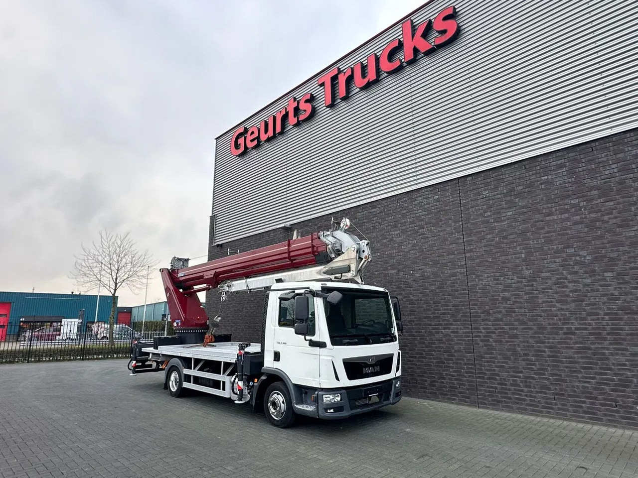MAN TGL 7.180 4X2 BB BOCKER AK37/4000 + JIB MONTAGEK - Mobile crane: picture 5 MAN TGL 7.180 4X2 BB BOCKER AK37/4000 + JIB MONTAGEK - Mobile crane: picture 5