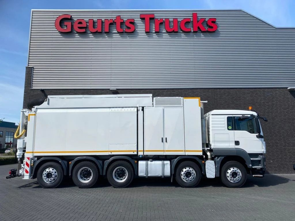 MAN TGS 35.440 10X4-6 BL TRIDEM RSP SAUGBAGGER/SUCTI - Vacuum truck: picture 4 MAN TGS 35.440 10X4-6 BL TRIDEM RSP SAUGBAGGER/SUCTI - Vacuum truck: picture 4