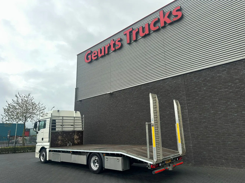 MAN TGX 4X2 LL-U OPRIJWAGEN / MACHINE TRANSPORTER / PLATEAU - Autotransporter truck: picture 3 MAN TGX 4X2 LL-U OPRIJWAGEN / MACHINE TRANSPORTER / PLATEAU - Autotransporter truck: picture 3