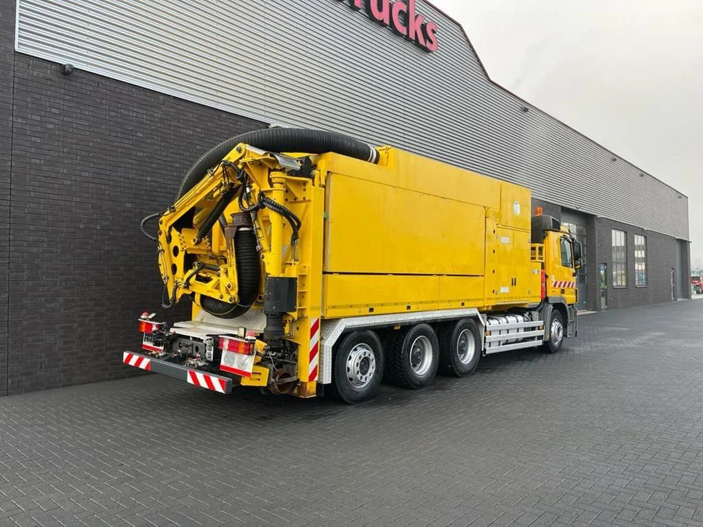 Mercedes-Benz Actros 3248 8X4 TRIDEM MTS DINO 12 SAUGBAGGER/SU - Vacuum truck: picture 5 Mercedes-Benz Actros 3248 8X4 TRIDEM MTS DINO 12 SAUGBAGGER/SU - Vacuum truck: picture 5