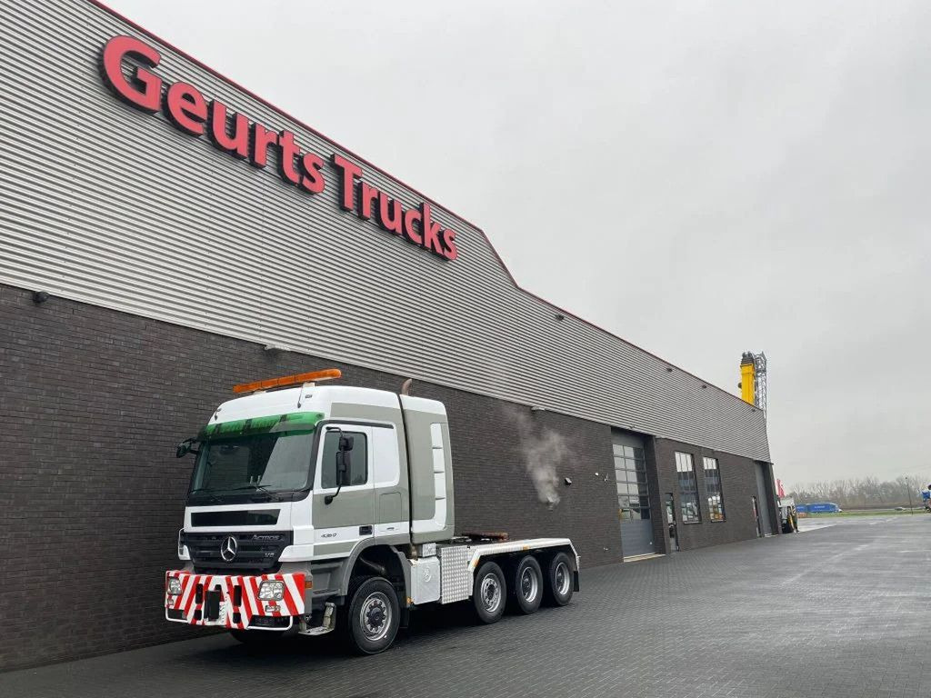 Mercedes-Benz Actros 4360 V8 8X6 V8 SLT TITAN HEAVY DUTY TRACT - Tractor unit: picture 2 Mercedes-Benz Actros 4360 V8 8X6 V8 SLT TITAN HEAVY DUTY TRACT - Tractor unit: picture 2
