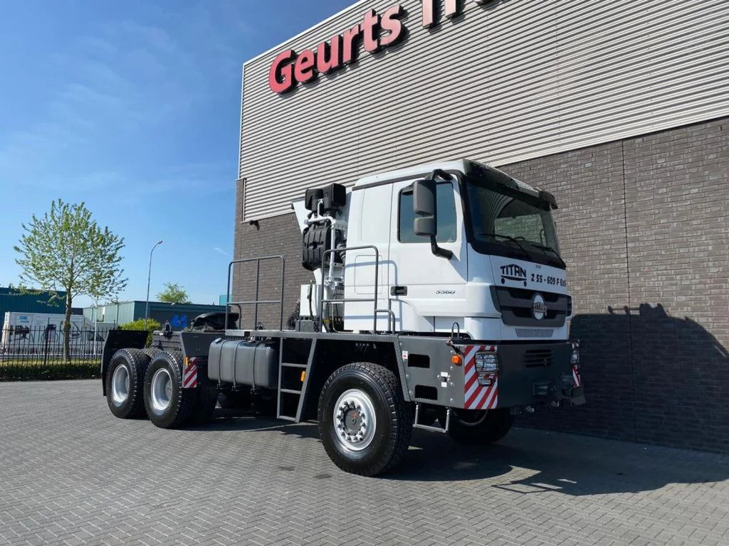 Mercedes-Benz TITAN 5560 Z52-600 F TITAN 5560 Z52-600 F 6X6 HE - Tractor unit: picture 5 Mercedes-Benz TITAN 5560 Z52-600 F TITAN 5560 Z52-600 F 6X6 HE - Tractor unit: picture 5