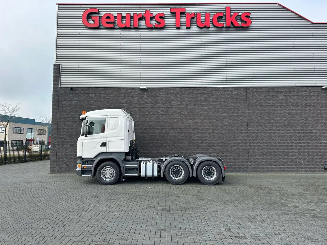 Scania R490 LA 6X4MNA TREKKER/SZM/TRACTOR - Tractor unit: picture 1 Scania R490 LA 6X4MNA TREKKER/SZM/TRACTOR - Tractor unit: picture 1