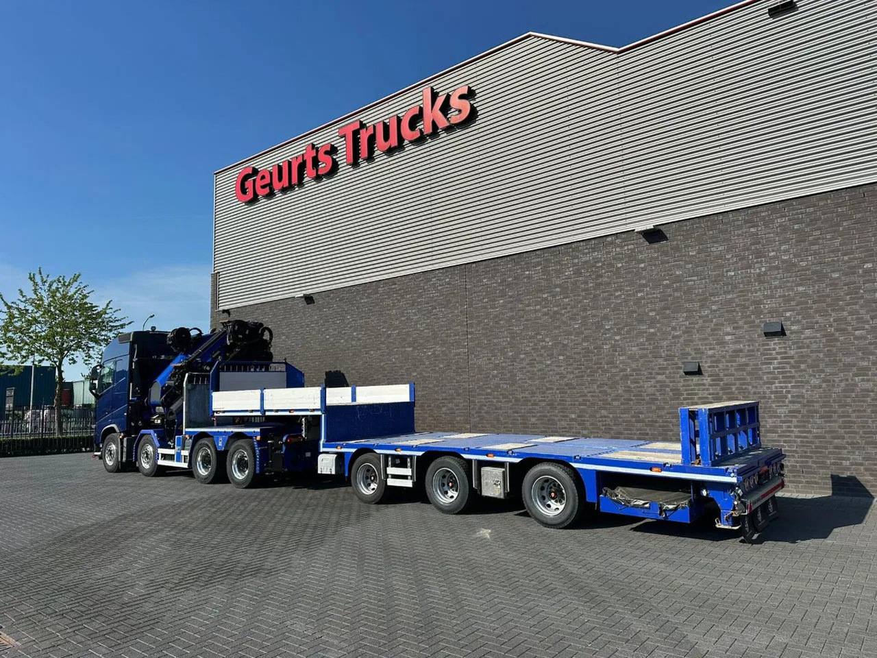 Volvo FH 540 8X4 TREKKER / BAKWAGEN MET PALFINGER PK13 - Crane truck: picture 3 Volvo FH 540 8X4 TREKKER / BAKWAGEN MET PALFINGER PK13 - Crane truck: picture 3