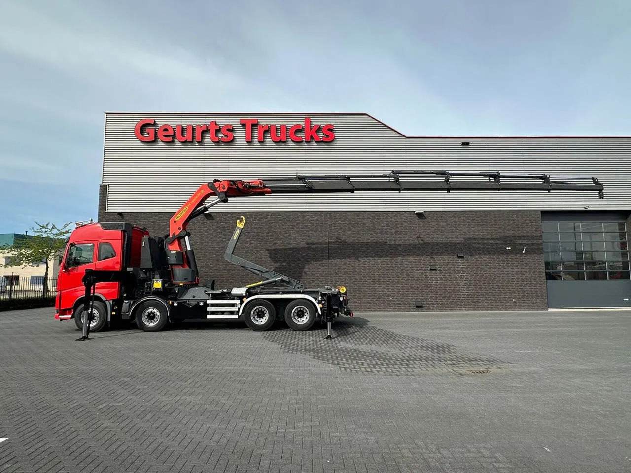 Volvo FH 540 8X4F R PK78002-SH KRAAN / KRAN / CRANE + - Hook lift truck, Crane truck: picture 1 Volvo FH 540 8X4F R PK78002-SH KRAAN / KRAN / CRANE + - Hook lift truck, Crane truck: picture 1