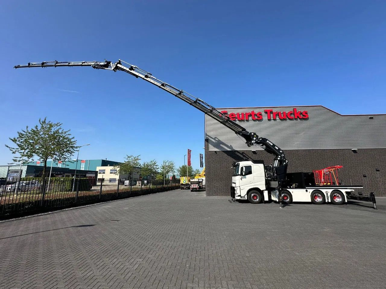 Volvo FH 540 8X4F R TREKKER / BAKWAGEN MET EFFER 1405/ - Crane truck: picture 4 Volvo FH 540 8X4F R TREKKER / BAKWAGEN MET EFFER 1405/ - Crane truck: picture 4