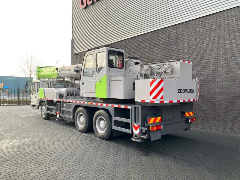 Zoomlion QY25V51.5 25 TONS CRANE/KRAN/GRUA/KRAAN - All terrain crane: picture 3 Zoomlion QY25V51.5 25 TONS CRANE/KRAN/GRUA/KRAAN - All terrain crane: picture 3