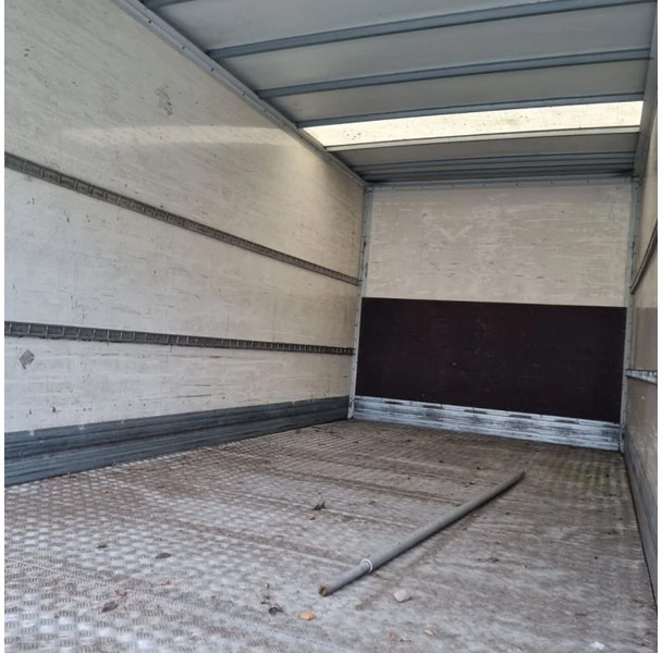 Iveco ML75 E18 manual gearbox...... 180 pk met laadklep - Box truck: picture 3 Iveco ML75 E18 manual gearbox...... 180 pk met laadklep - Box truck: picture 3