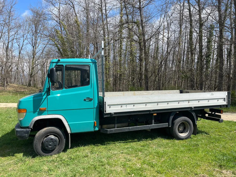 Mercedes-Benz 612 MANUEL gearbox - Box truck: picture 1 Mercedes-Benz 612 MANUEL gearbox - Box truck: picture 1