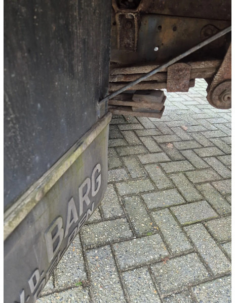 Mercedes-Benz 811... steel suspension - Dropside/ Flatbed truck: picture 5 Mercedes-Benz 811... steel suspension - Dropside/ Flatbed truck: picture 5