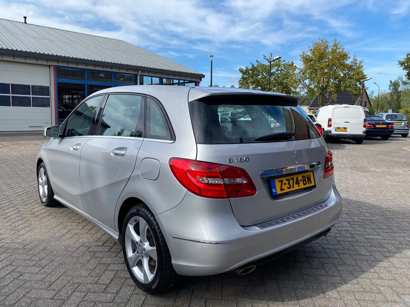 Mercedes-Benz B-Klasse 180 Ambition autom. panoramadak - SUV: picture 5 Mercedes-Benz B-Klasse 180 Ambition autom. panoramadak - SUV: picture 5