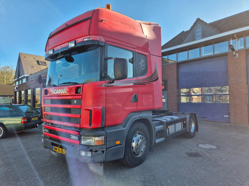 Scania R114-380pk. manual gearbox .airco - Tractor unit: picture 1 Scania R114-380pk. manual gearbox .airco - Tractor unit: picture 1