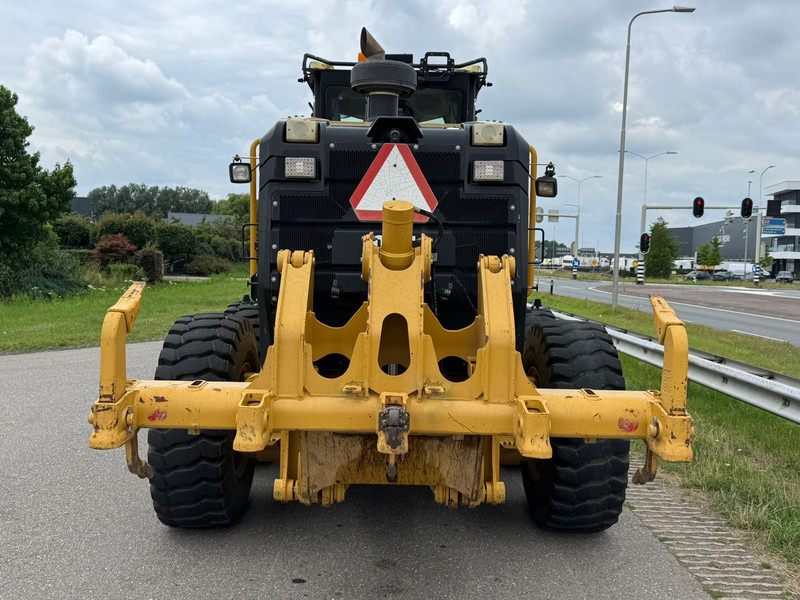 Caterpillar 140M2 - Grader: picture 4 Caterpillar 140M2 - Grader: picture 4