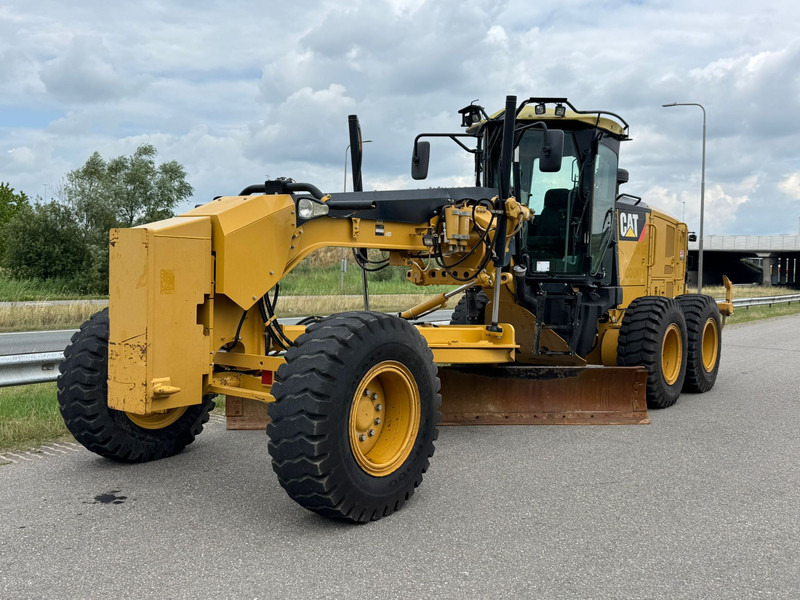 Caterpillar 140M2 - Grader: picture 1 Caterpillar 140M2 - Grader: picture 1
