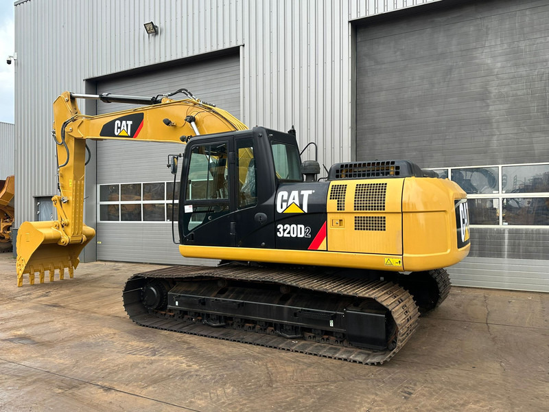 Caterpillar 320D2 - Crawler excavator: picture 2 Caterpillar 320D2 - Crawler excavator: picture 2