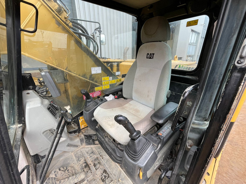 Caterpillar 321D - Crawler excavator: picture 3 Caterpillar 321D - Crawler excavator: picture 3
