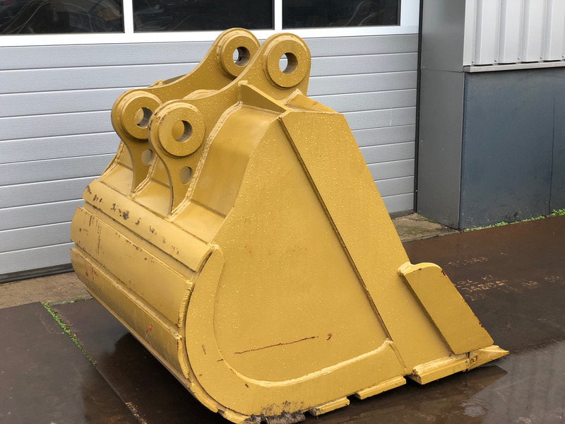 Caterpillar 325B/C/D Bucket - Bucket: picture 2 Caterpillar 325B/C/D Bucket - Bucket: picture 2