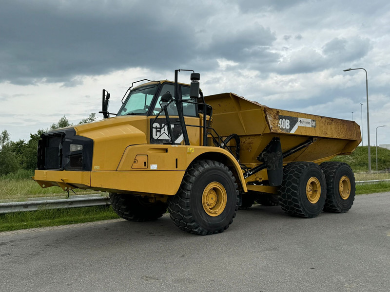 Caterpillar 740B - Articulated dumper: picture 1 Caterpillar 740B - Articulated dumper: picture 1