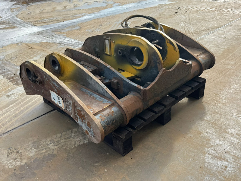 Caterpillar 950k 962 - Quick coupler: picture 5 Caterpillar 950k 962 - Quick coupler: picture 5