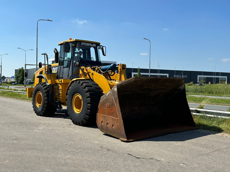 Wheel loader Caterpillar 966H: picture 6