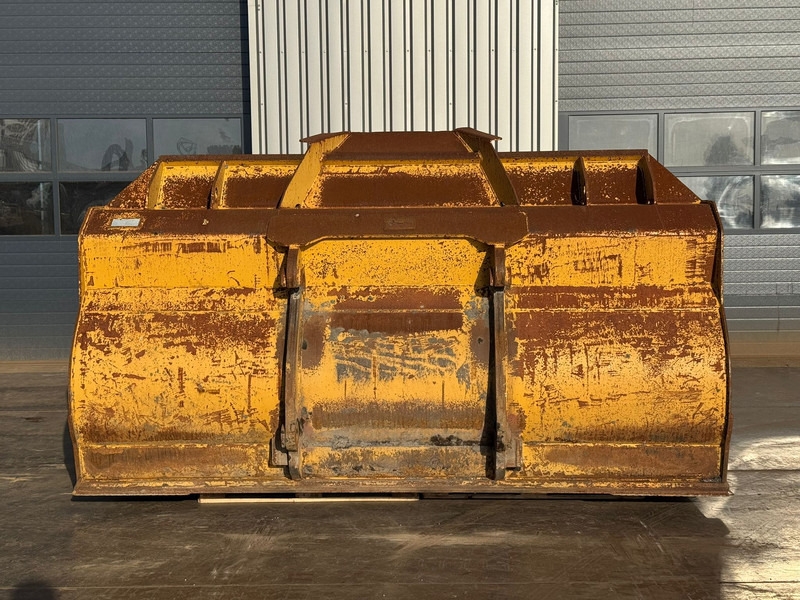 Caterpillar 980M Bucket with edge, Volvo groot - Bucket: picture 4 Caterpillar 980M Bucket with edge, Volvo groot - Bucket: picture 4