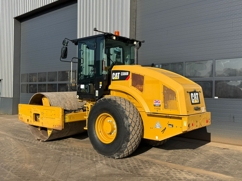 Caterpillar CS66B - Roller: picture 3 Caterpillar CS66B - Roller: picture 3