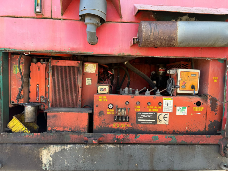 Extec Robotrac 7000 - Screener: picture 5 Extec Robotrac 7000 - Screener: picture 5