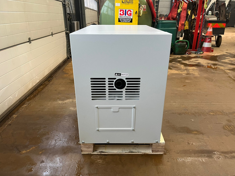Giga power 10 kVA generator set - PLD12000SE - Generator set: picture 5 Giga power 10 kVA generator set - PLD12000SE - Generator set: picture 5