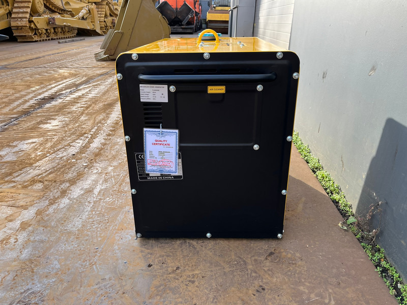 Giga power 8 kVA PLD8500SE silent generator set - Generator set: picture 4 Giga power 8 kVA PLD8500SE silent generator set - Generator set: picture 4