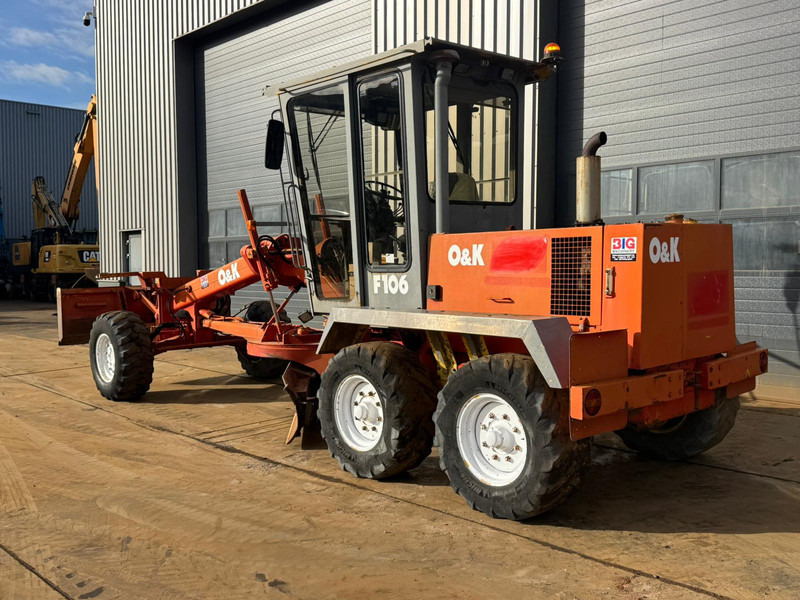 O & K F106A Motor Grader 6x6 - Grader: picture 3 O & K F106A Motor Grader 6x6 - Grader: picture 3